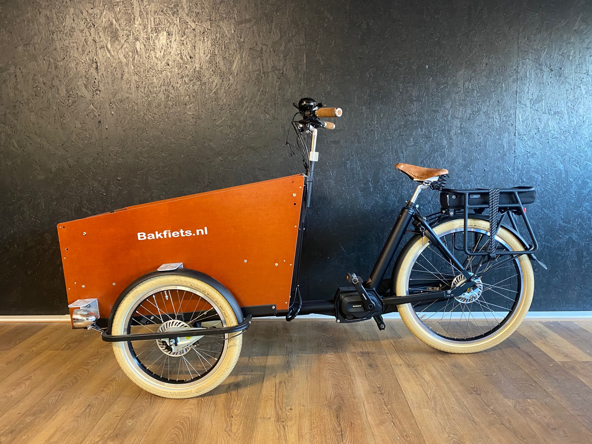 bakfiets-cruiser-trike-iso.jpg
