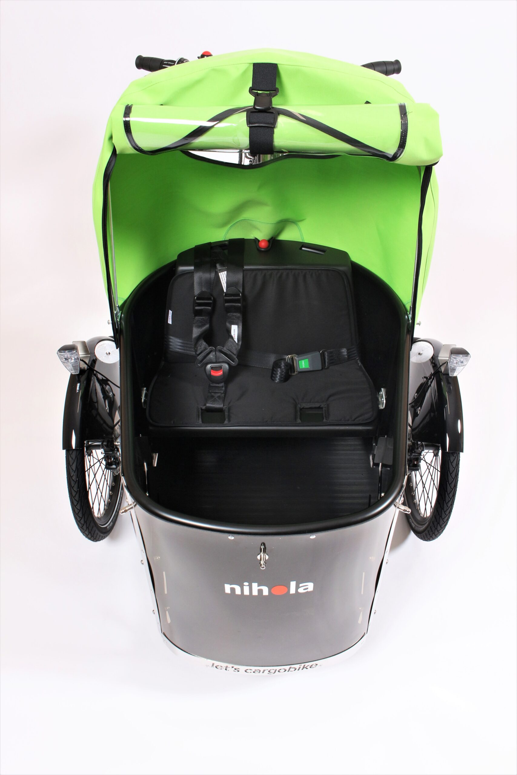 nhfam7.webp